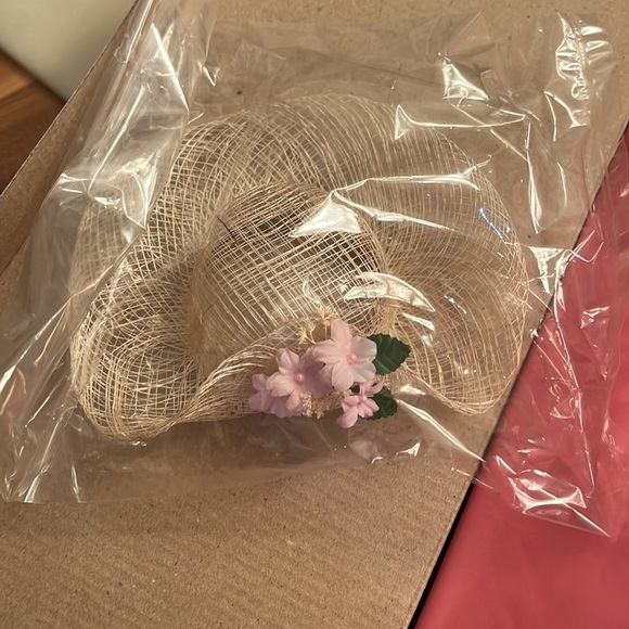 NWB Paradise Galleries THIS POCRELAIN - Picture 7 of 9